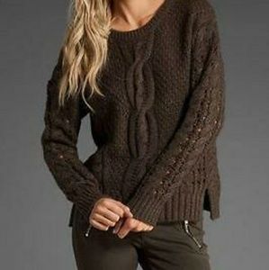 Gorgeous VINCE Chunky Cable Knit Sweater